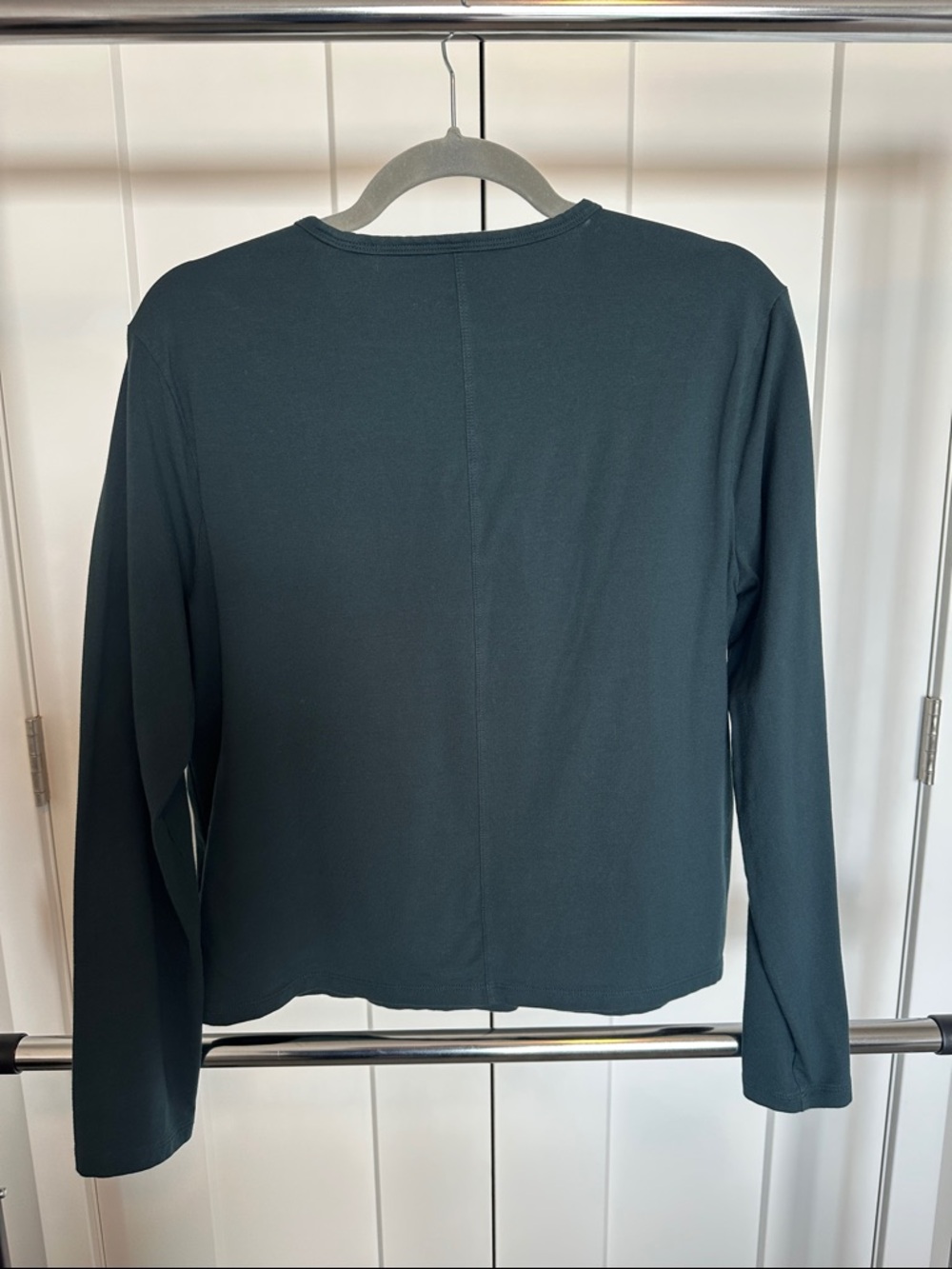 Athleta Essential Top - Picture 3 of 5